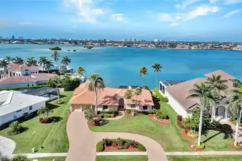 Spectacular Home in the Prestigious Estates of Marco Island