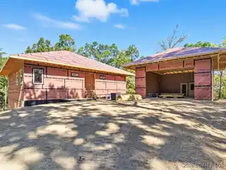 New Luxury Home on Five Acres in the Estates of Kinderhook