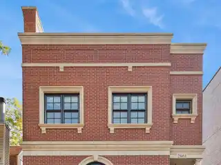 Spectacular Renovated Home in Lincoln Park