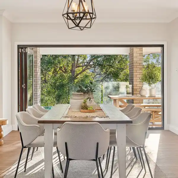 ARCHITECTURAL SINGLE-LEVEL HOME ON 5-ACRE ESTATE