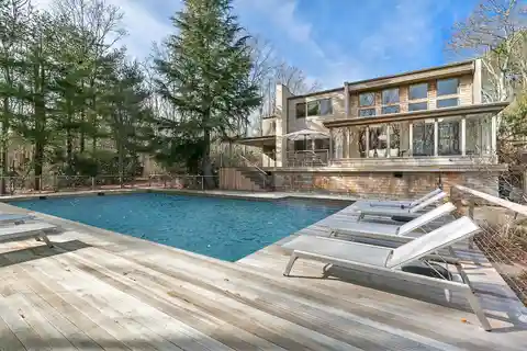 Sublimely Modern Yet Comfortable Rental Home