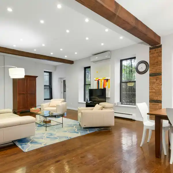 SPACIOUS, SUNNY LOFT