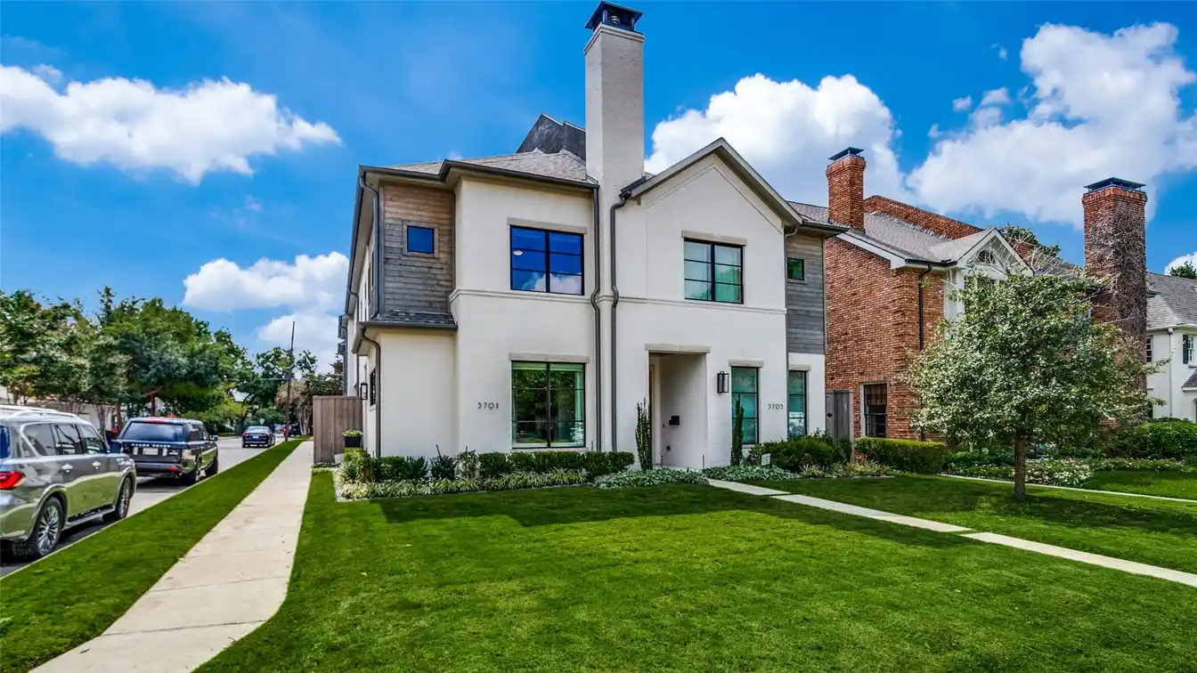 Elegant Low-maintenance Living