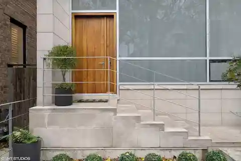 Architectural Masterpiece in Lincoln Park
