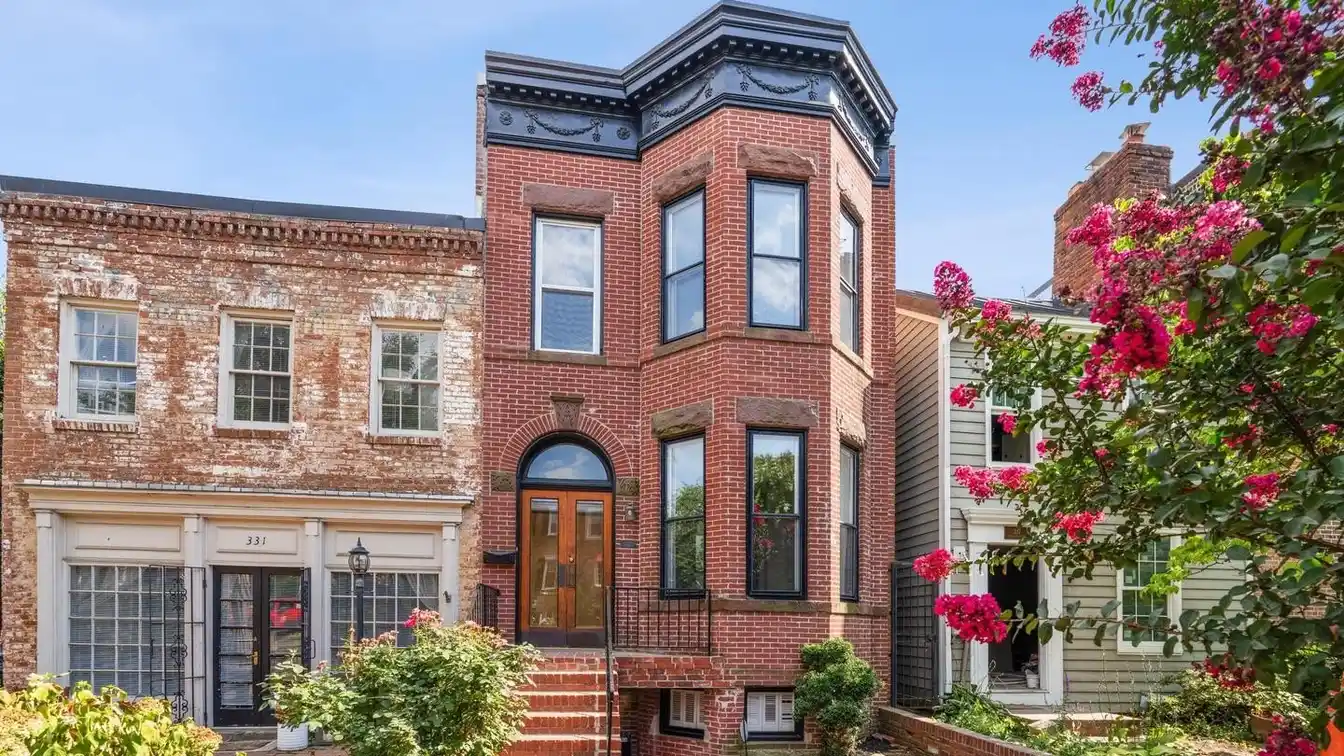 Circa 1905 Bayfront with Prime Location