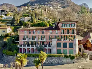 Incredible Ruvigliana Villa in Ideal Location