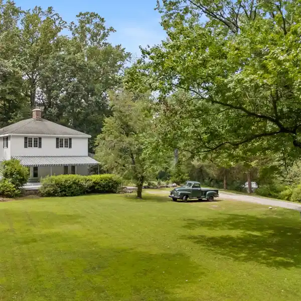 COLONIAL HOME WITH LIMITLESS POTENTIAL