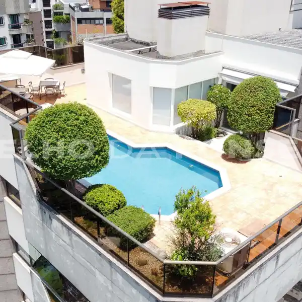 PENTHOUSE IN AN EXCLUSIVE LOCATION