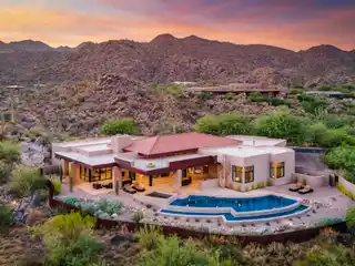 Desert Modernism with Panoramic Mountain Vistas