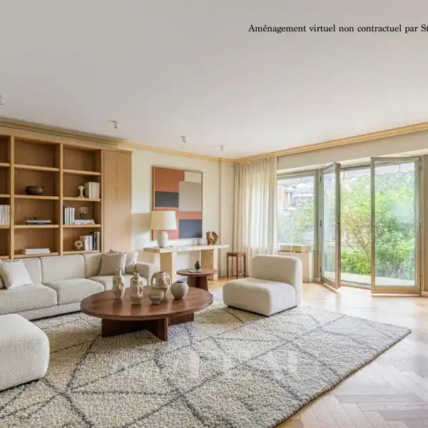 DUAL-ASPECT APARTMENT WITH BALCONIES AND GARAGE OPTION