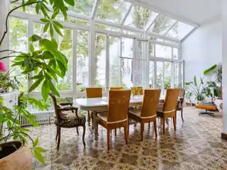 Stately Old-Style Apartment with Garden