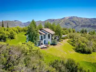 The Pinnacle of Refined Mountain Living
