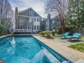 Masterful Blend of Convenience and Amenities