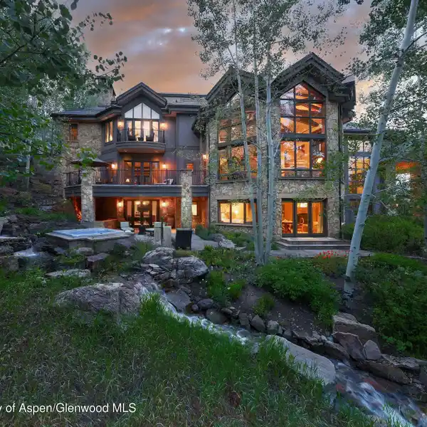 ABSOLUTELY EXQUISITE LARGEST HOME WITH SKI ACCESS IN THE RESORT