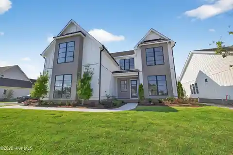 New Home Offering Cozy Living