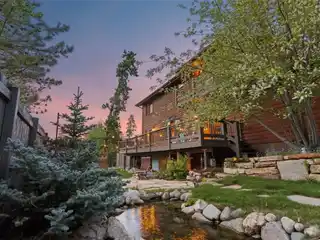 Versatile Mountain Home
