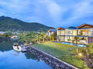 Unparalleled Luxury Residence