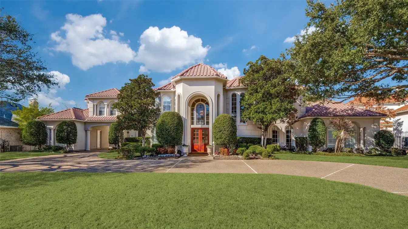 One-owner Home on a Creek Lot in Gated Starwood