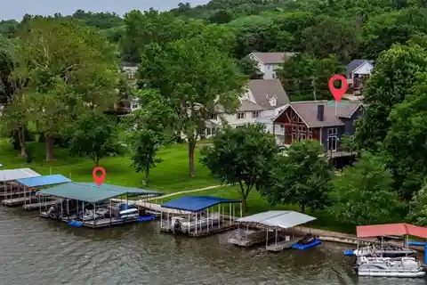 Rare Lakefront Find