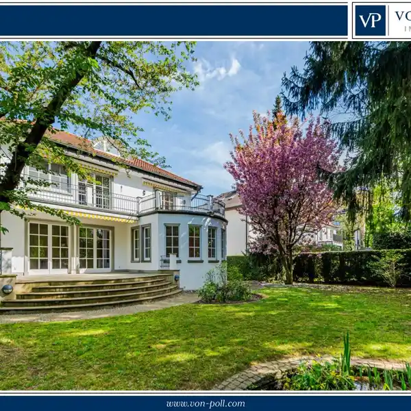 STYLISH VILLA IN A SOUGHT-AFTER LOCATION