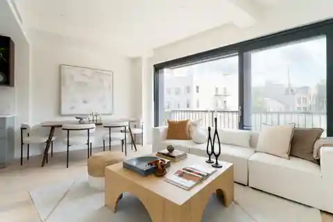 A Sophisticated New Condominium