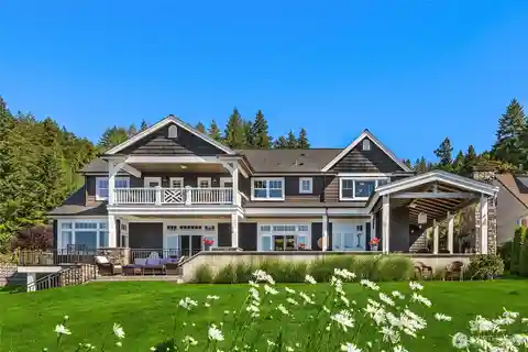 Exceptional Custom-Built Home on Seabeck