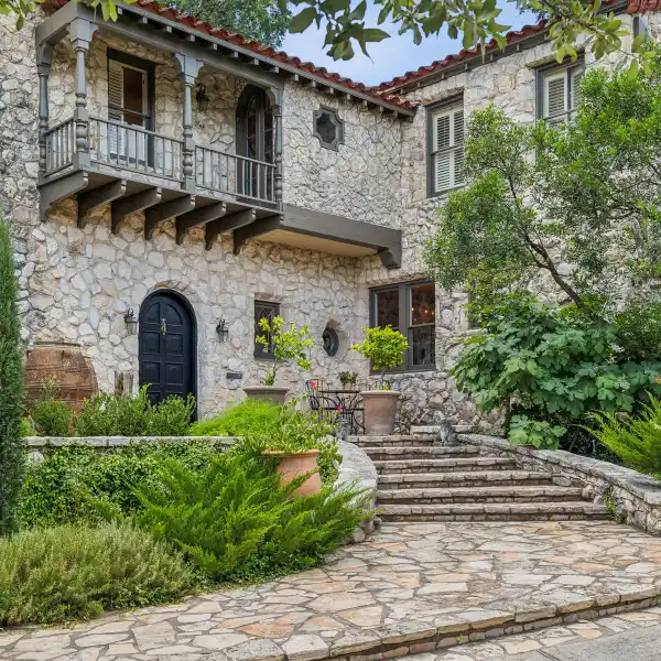 ENDURING CHARM AND DISTINCTION IN THE HEART OF OLMOS PARK