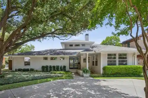 Mid-century Modern Gem with Serene Backyard Oasis