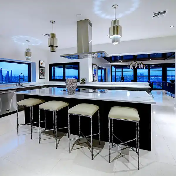 EXQUISITELY REIMAGINED CONTEMPORARY RESIDENCE