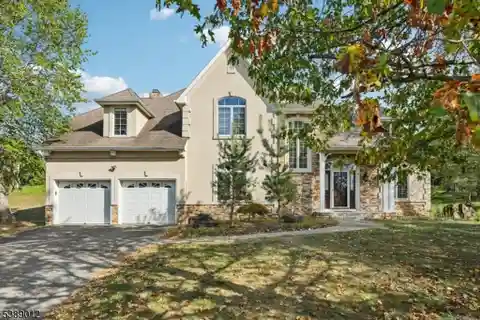 Beautifully Maintained Colonial Home on a Large Lot