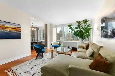 Inviting and Glamorous Home