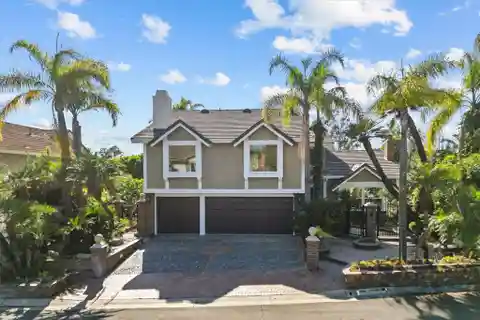 Beautiful Pool Home in Prime Cul-De-Sac Location