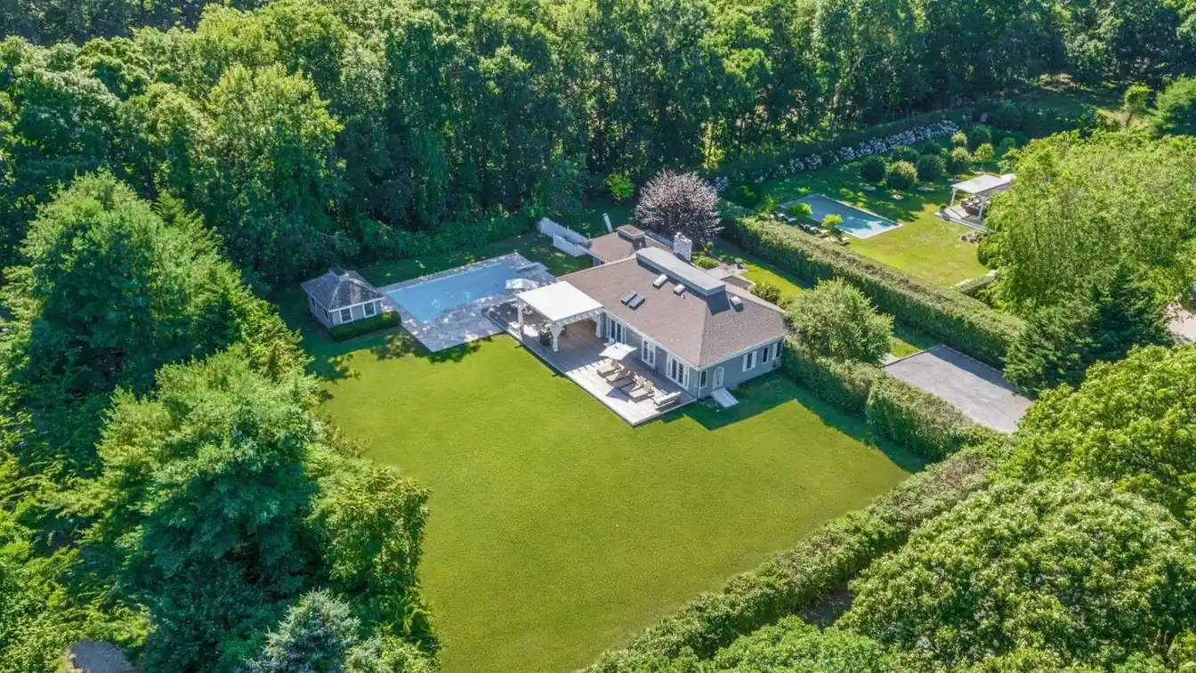 Post Modern House on a Beautiful Acre