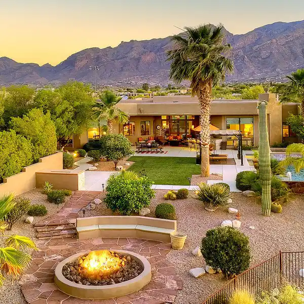 CUSTOM RIDGETOP HOME WITH STUNNING PANORAMIC VIEWS