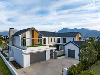 Extraordinary Home in the Val De Vie Estate