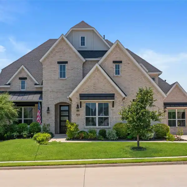 UPSCALE LIVING MEETS UNBEATABLE VALUE