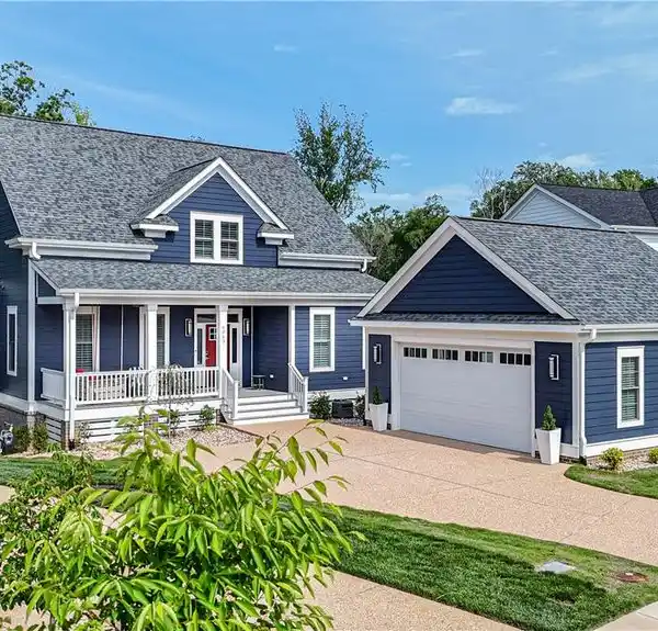STUNNING HOME IN THE DESIRABLE SHIRLEY PARK NEIGHBORHOOD
