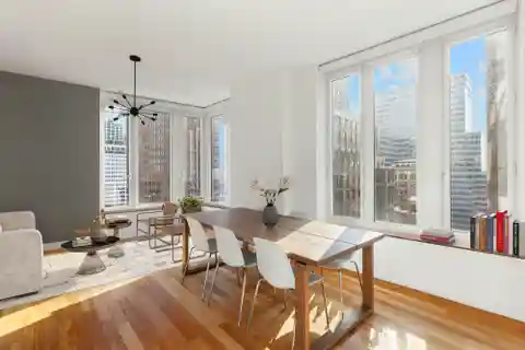 Distinctive Downtown Residence