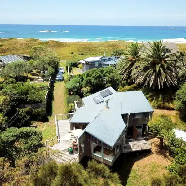 BEST OF BEACHSIDE LIVING