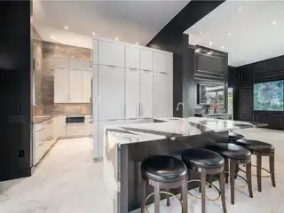 Iconic South Plaza Penthouse