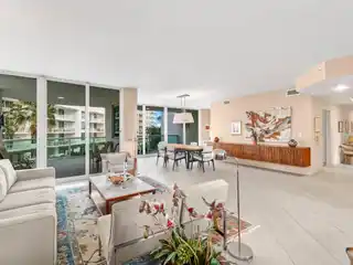 Spacious Open Condo