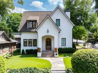 Beautifully Reimagined Residence in Virginia Highland