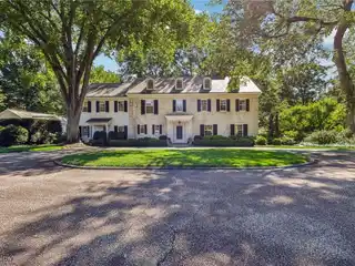 Gracious Colonial on 11 Breathtaking Acres