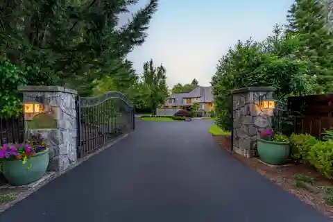 Unique Urban Estate