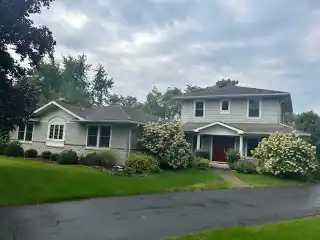 Fantastic Location in Ridgemoor Estates