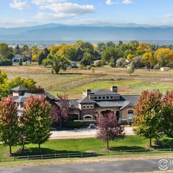 HIGH-END MODERN LUXURY MASTERPIECE