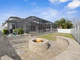 Spacious Five Bedroom Home with Resort-style Backyard
