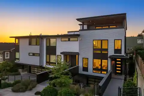 Thoughtfully Appointed Modern City Home