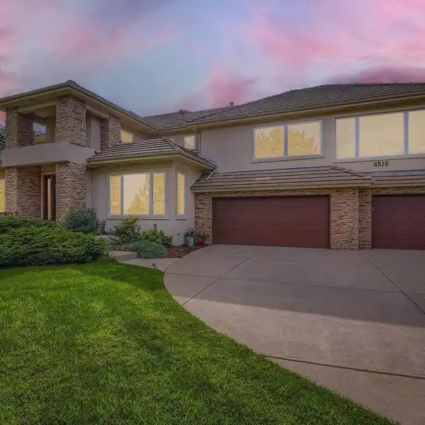 ELEGANTLY FINISHED HOME ON A QUIET CUL-DE-SAC