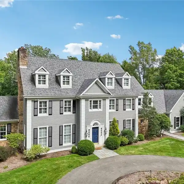 EIGHT TRANQUIL ACRES WITH EASY ACCESSIBILITY